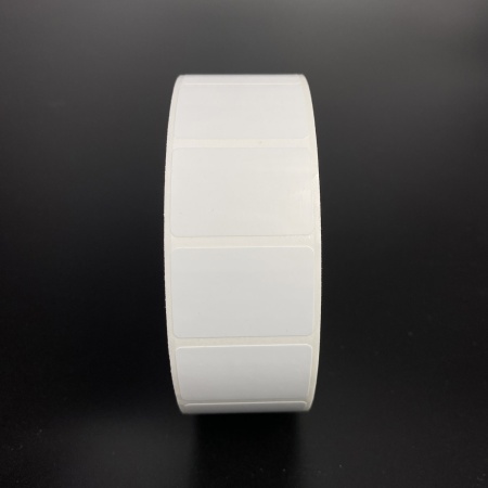 MP_3_Термотрансферные этикетки 30х20 мм ПП (полипропилен). 2000 этикеток в ролике, втулка 40 мм