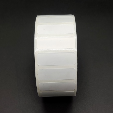 MP_4_Термотрансферные этикетки 30х10 мм ПП (полипропилен). 2000 этикеток в ролике, втулка 40 мм.