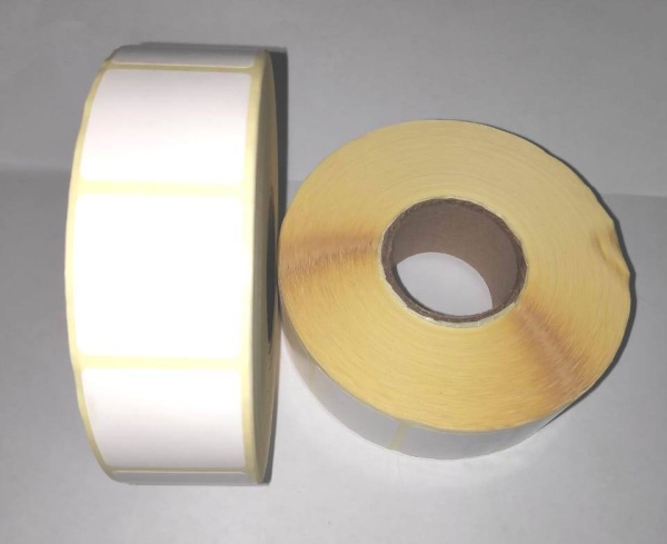 Термотрансферные полуглянцевые этикетки (ПГ) 30x30 мм