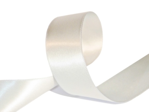 Сатиновая лента двухсторонняя c тканым краем цветная SL001C