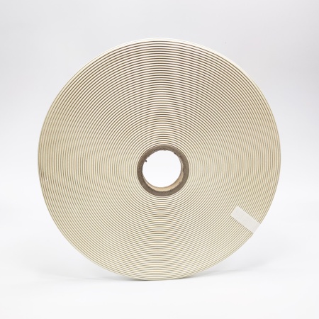 MP_4_Сатиновая лента двухсторонняя SL010C c тканым краем кремовая 15мм х 200м