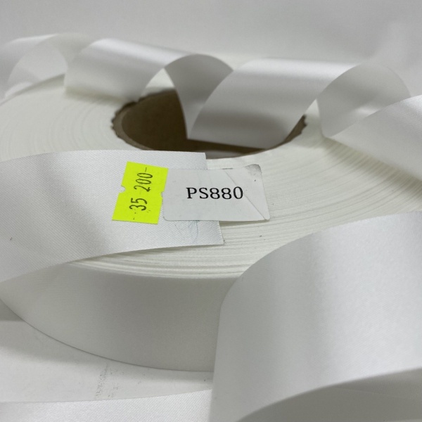 MP_5_Лента сатинового плетения двухсторонняя белая PS880 35мм х 200м