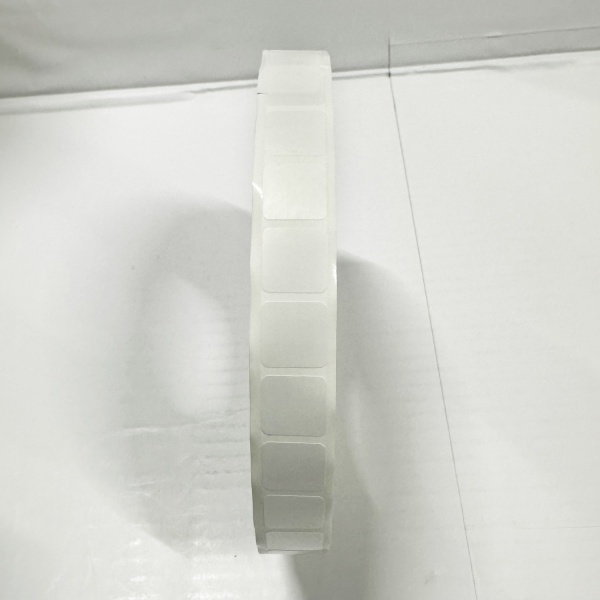 MP_3_Термотрансферные этикетки 16х16 ПП (полипропилен). 7500 этикеток в ролике, втулка 76 мм