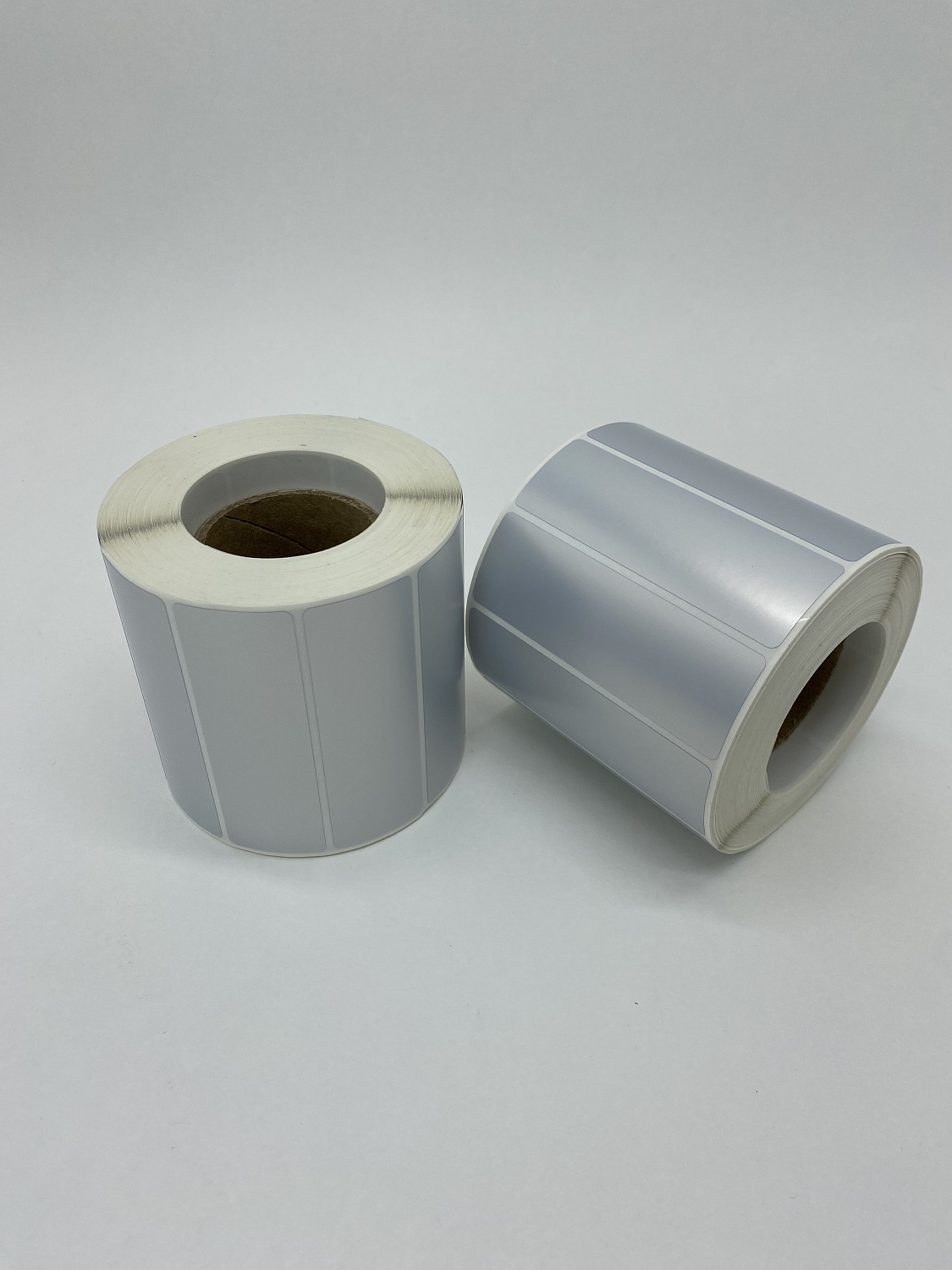 MP_5_Этикетки синтетические 76х25 мм PET Matt CHROME. 1000 этикеток в ролике. Втулка 40