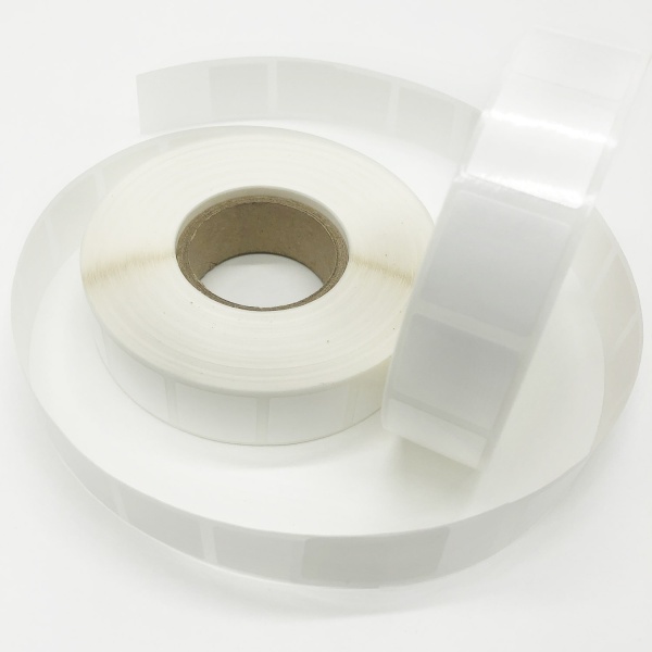 MP_5_Этикетка 20 мм х 20 мм полипропилен (1 ряда, 2000 шт, вт 40)